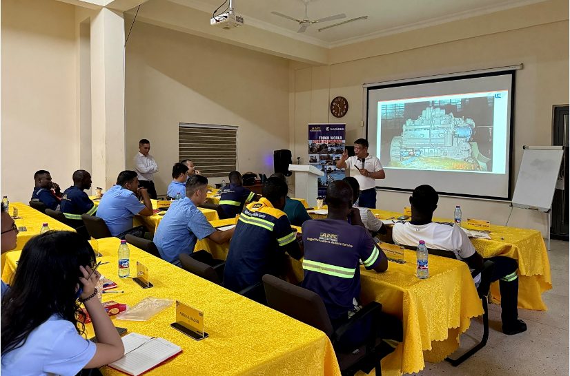 Professional training session for logistics practitioners